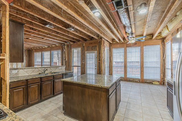 1411 Golf Club Drive, Lantana, TX 76226