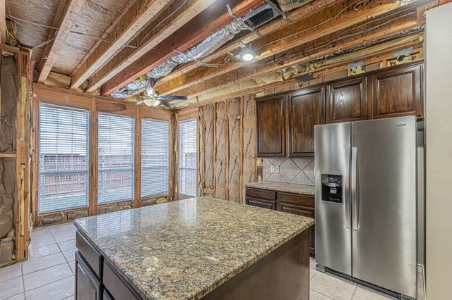 1411 Golf Club Drive, Lantana, TX 76226