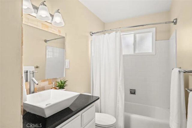 4 Lakewood, Chico, CA 95926