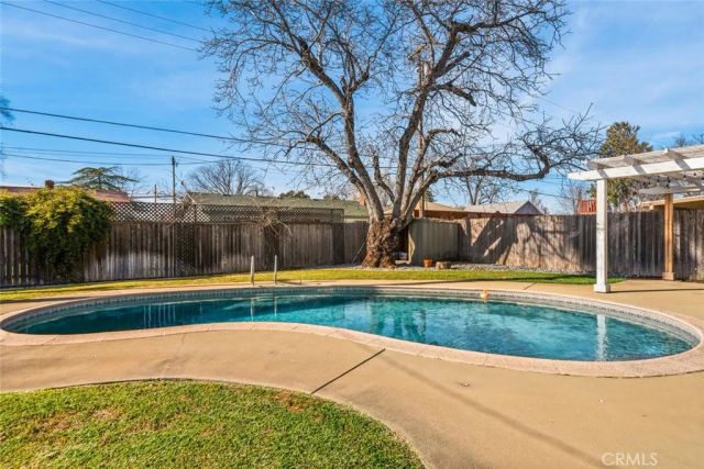 4 Lakewood, Chico, CA 95926