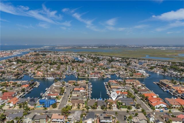 3953 Mistral, Huntington Beach, CA 92649