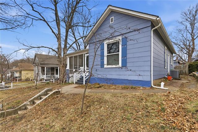 816 Pottawatomie Street, Leavenworth, KS 66048
