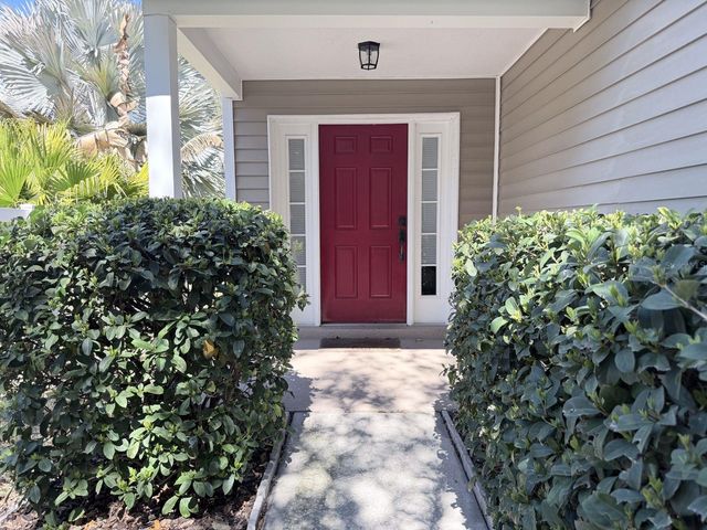 5705 TANAGERGROVE WAY, Lithia, FL 33547