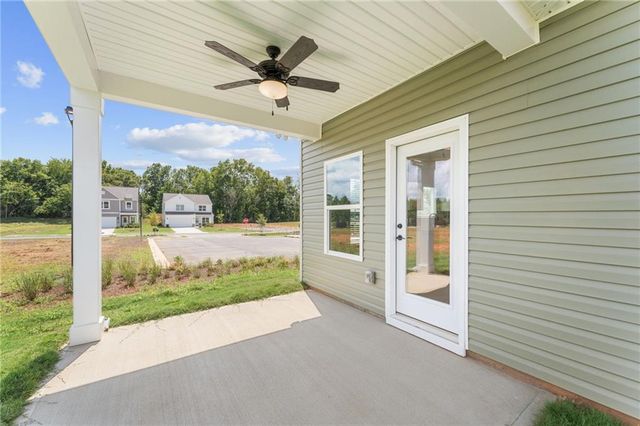400 Bluegrass Lane, Rockmart, GA 30153