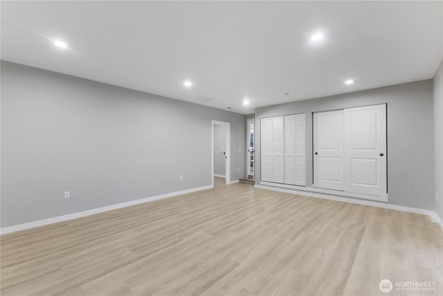 604 NE Valley Oak Drive, Bremerton, WA 98311