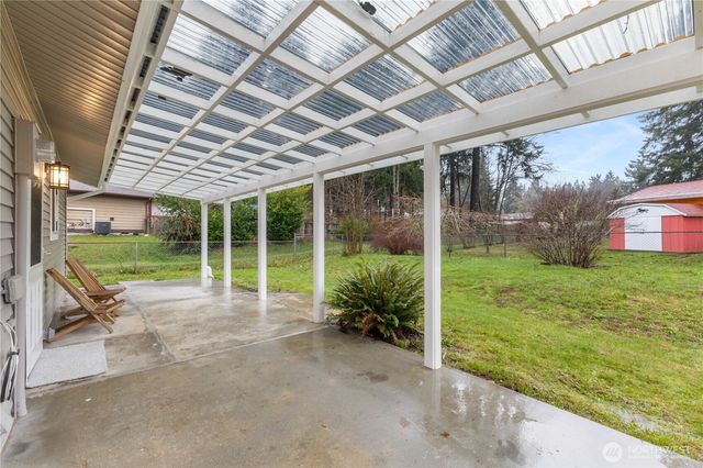 604 NE Valley Oak Drive, Bremerton, WA 98311