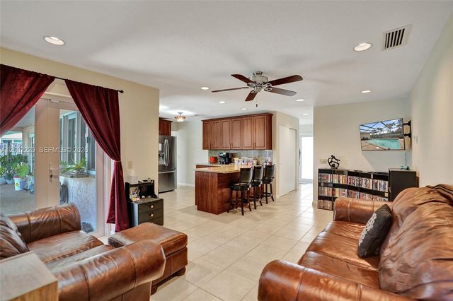 11960 NW 31st St, Sunrise, FL 33323