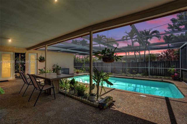 11960 NW 31st St, Sunrise, FL 33323