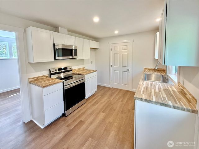 3809 Cabrant Road, Everson, WA 98247