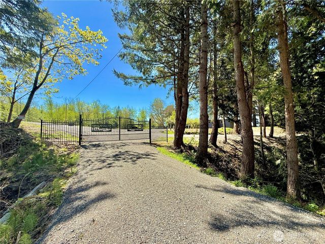 3809 Cabrant Road, Everson, WA 98247