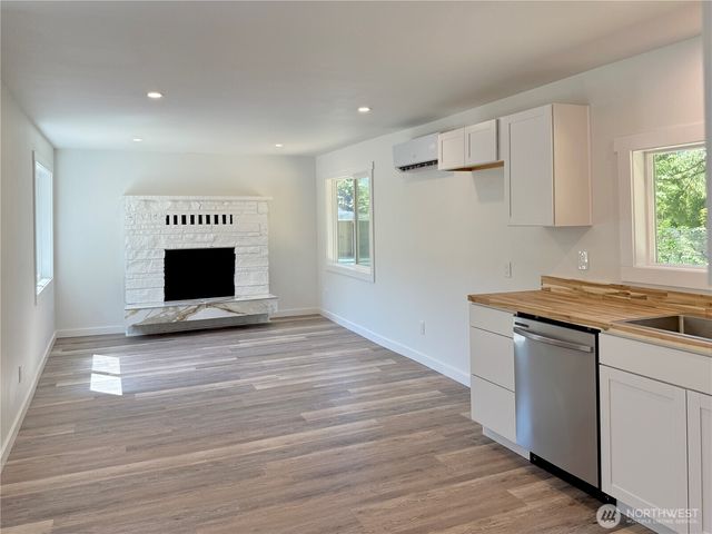3809 Cabrant Road, Everson, WA 98247