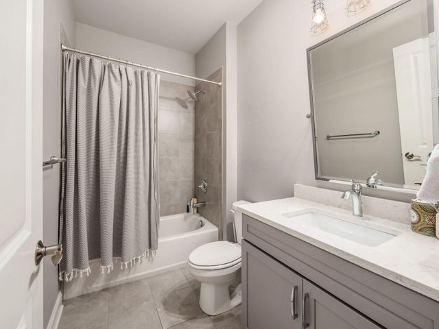 11297 Cedar Crest Drive, Plain City, OH 43064