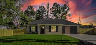 2377 Ridgley Dr, Flint, TX 75762