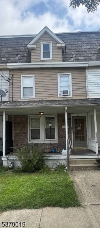 281 Lincoln St, Phillipsburg Town, NJ 08865