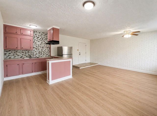 5526 Stonewall Street C, Houston, TX 77020