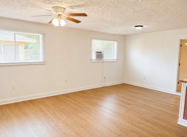 5526 Stonewall Street C, Houston, TX 77020