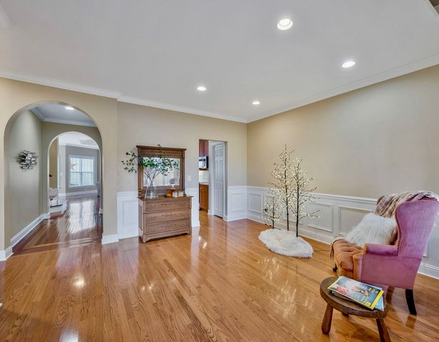 626 Springlake Dr, Franklin, TN 37064