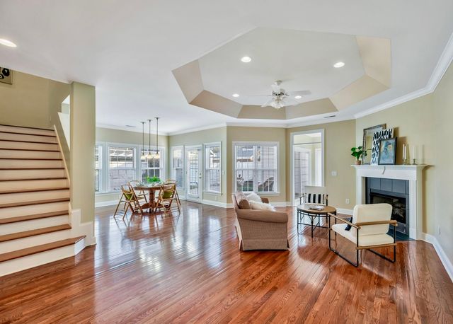 626 Springlake Dr, Franklin, TN 37064