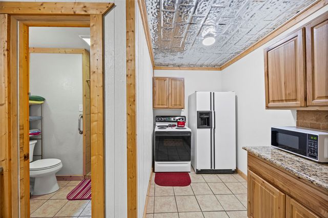 153 Center Loop, Whitney, TX 76692