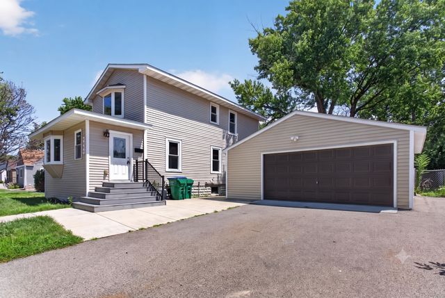 4241 Yosemite Avenue S, Saint Louis Park, MN 55416