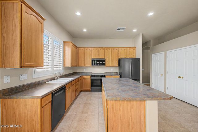 4644 W VILLA LINDA Drive, Glendale, AZ 85310