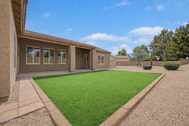 4644 W VILLA LINDA Drive, Glendale, AZ 85310