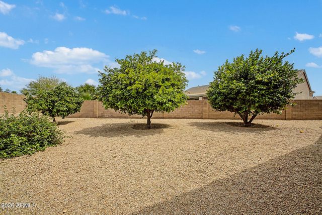 4644 W VILLA LINDA Drive, Glendale, AZ 85310