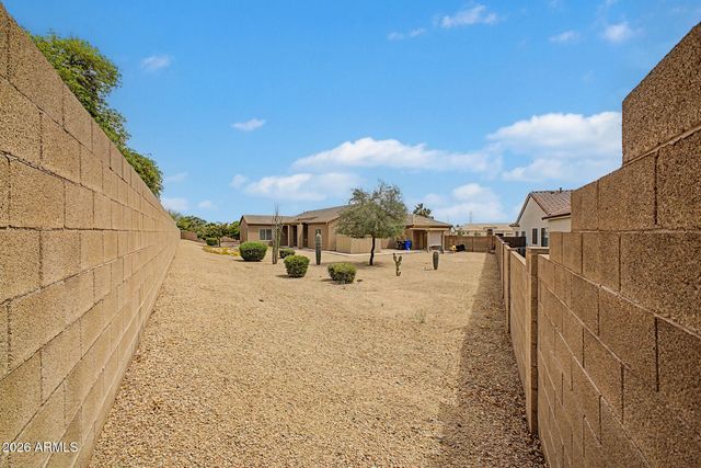 4644 W VILLA LINDA Drive, Glendale, AZ 85310