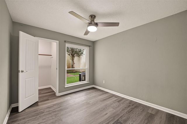 7600 Emmett F Lowry Expressway 313, Texas City, TX 77591