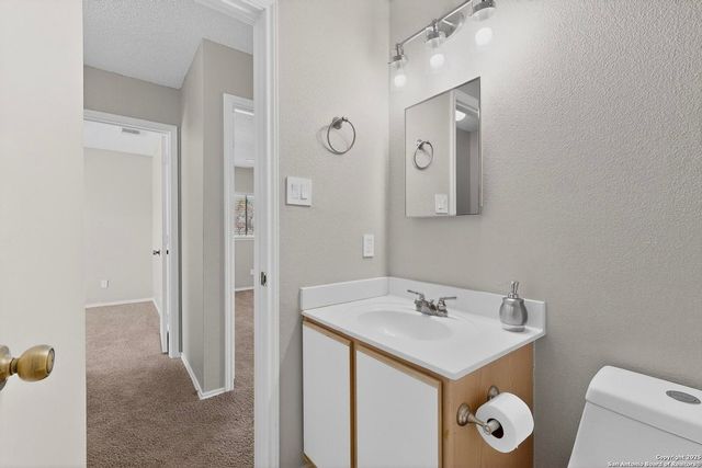 7830 Fossil Banks, San Antonio, TX 78254