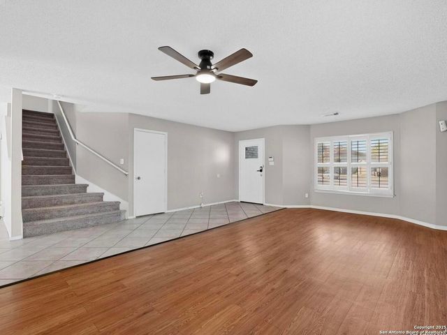 7830 Fossil Banks, San Antonio, TX 78254