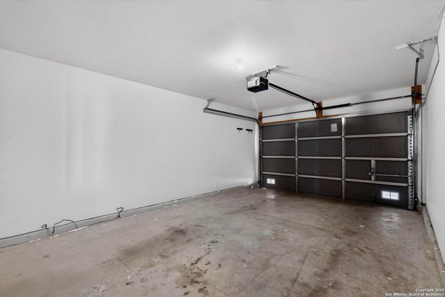 7830 Fossil Banks, San Antonio, TX 78254