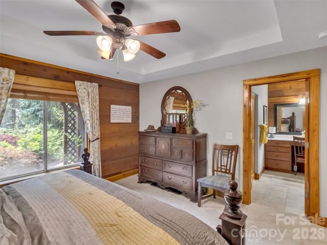 3214 Big Laurel Road, Waynesville, NC 28785