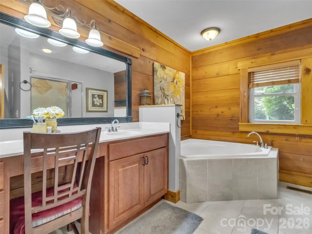 3214 Big Laurel Road, Waynesville, NC 28785