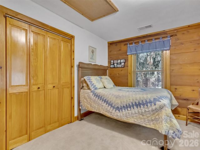 3214 Big Laurel Road, Waynesville, NC 28785