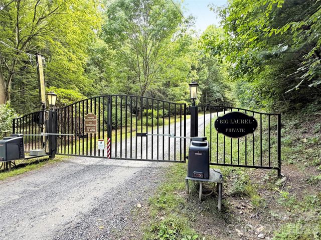3214 Big Laurel Road, Waynesville, NC 28785