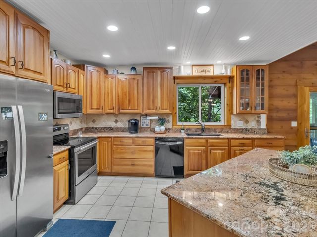 3214 Big Laurel Road, Waynesville, NC 28785