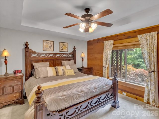 3214 Big Laurel Road, Waynesville, NC 28785