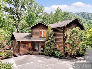 3214 Big Laurel Road, Waynesville, NC 28785