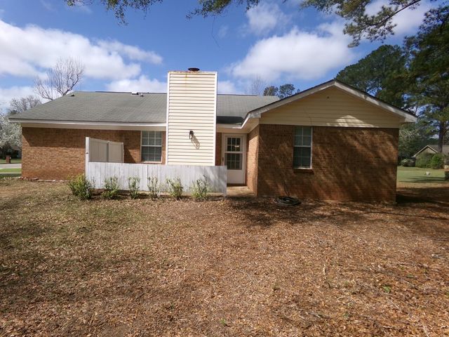 100 Tazewell Ct, Dothan, AL 36305