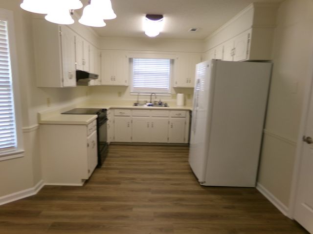 100 Tazewell Ct, Dothan, AL 36305