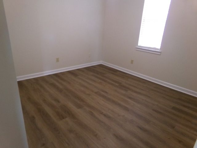 100 Tazewell Ct, Dothan, AL 36305