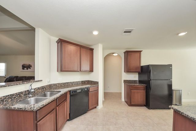 10803 Dover White Drive, Humble, TX 77396