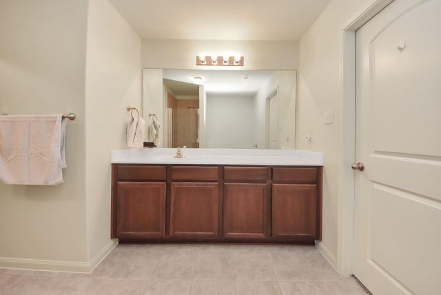 10803 Dover White Drive, Humble, TX 77396