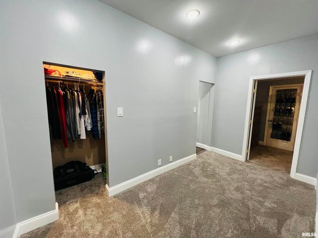 1300 LINCOLN Street, Eldorado, IL 62930