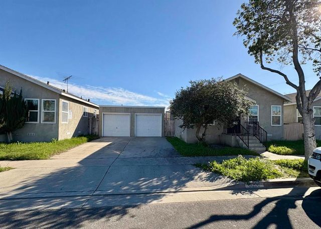 5202 Gifford Avenue, Maywood, CA 90270