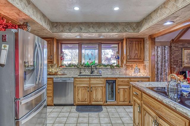 2819 Country Club Drive, Chickasha, OK 73018