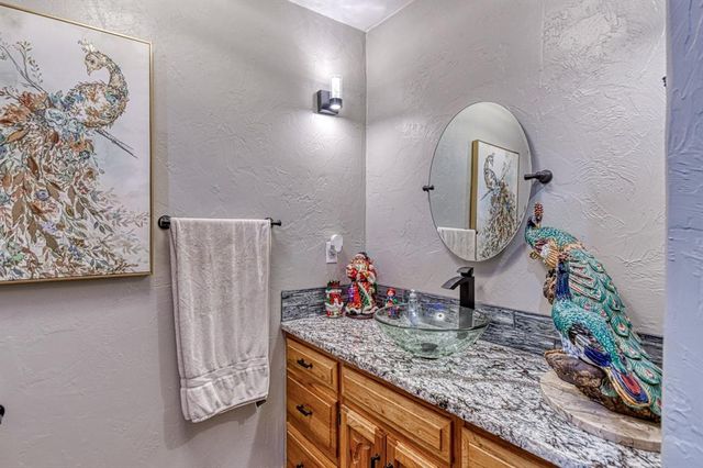 2819 Country Club Drive, Chickasha, OK 73018