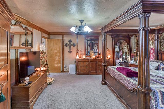 2819 Country Club Drive, Chickasha, OK 73018