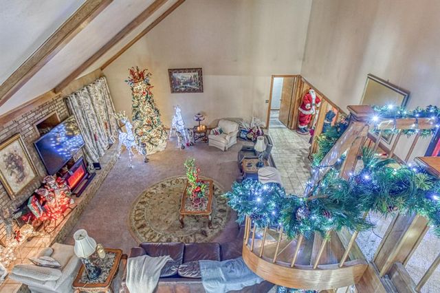 2819 Country Club Drive, Chickasha, OK 73018